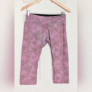 Fila Women's (Size Medium) Capris Leggings